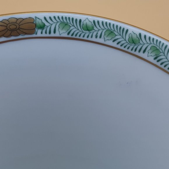 White and Green Herend Vase From Hungary - Picture 8 of 11